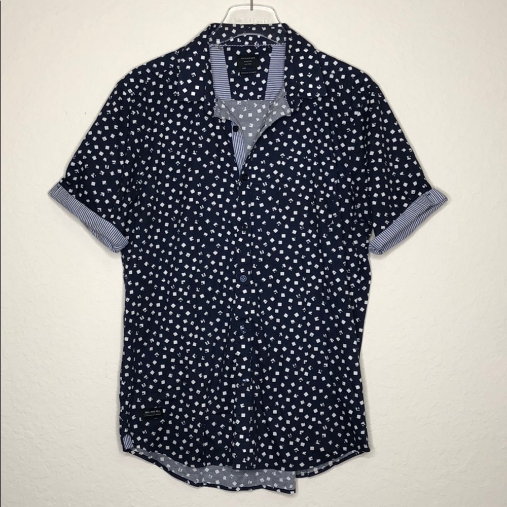 7 Diamonds SS Button Down